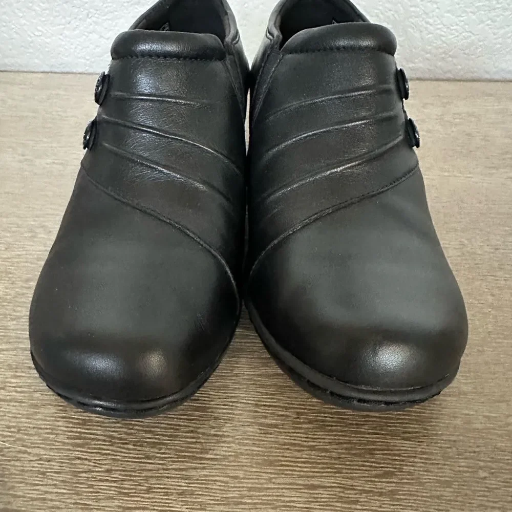 Clarks Collection Black Leather Slip-on Shoes 10